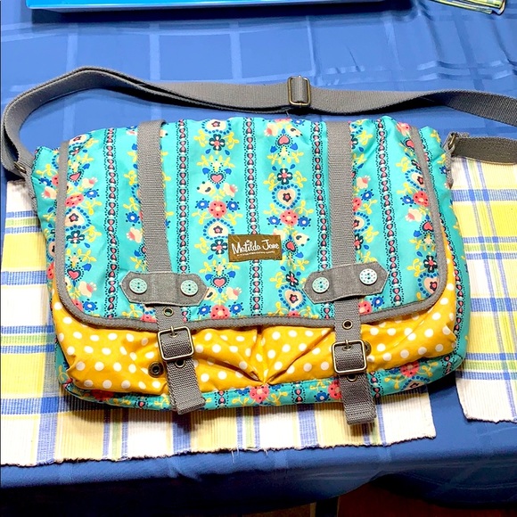 Matilda Jane Other - Matilda Jane diaper bag!! Make me an offer!